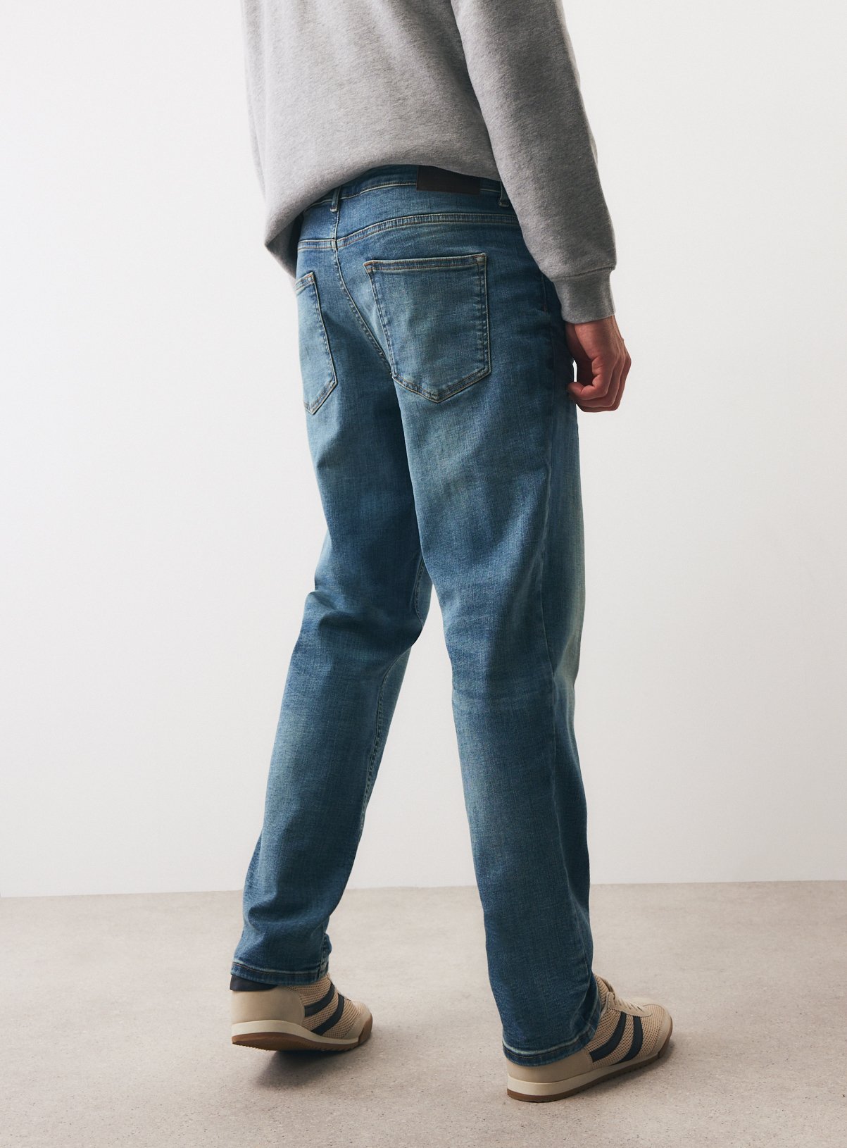 Blue Vintage Wash Slim Fit Jeans 34L - Image 4 thumbnail